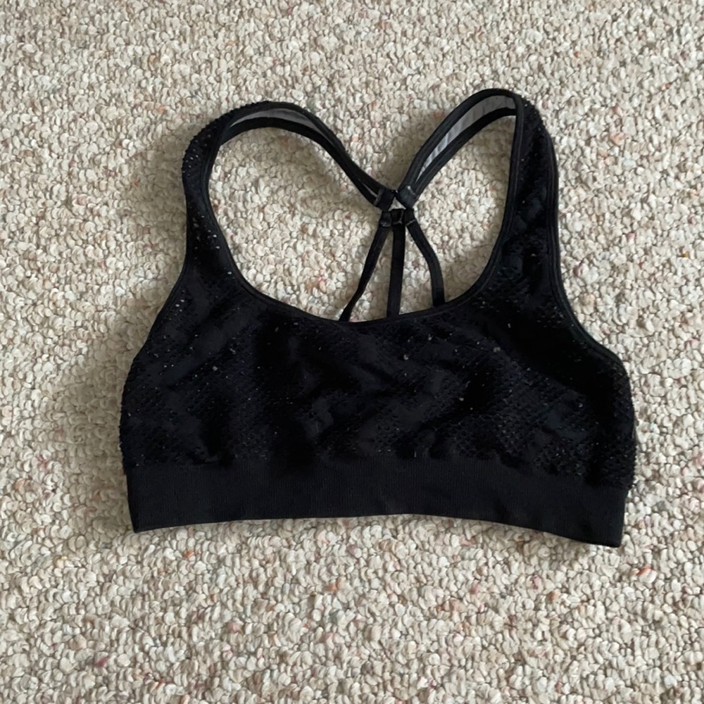 Women’s sports bra
